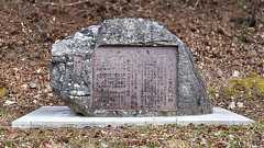 「三陸フェーン大火記念碑」:64年前にもあった岩手の惨事―山と人里の境界での火災に警鐘