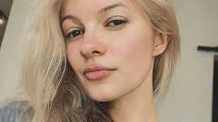 ウクライナ難民の女性が列車内で刺され死亡、映像公開で都市犯罪めぐる議論に 米