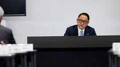 自工会の豊田章男会長が示した「電動化=EV化への懸念」は日本を勝利に導けるのか? | EVsmartブログ