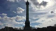 闇に吸い込まれてはいけない