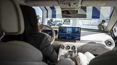 BYD株続落、値引き発表で中国EV市場の新たな値引き合戦を懸念