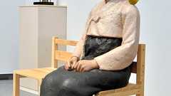 展示中止の少女像、海外実業家が購入 来年展示へ:朝日新聞デジタル