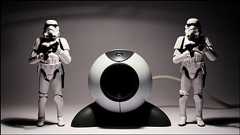 180万人以上のYahoo!ユーザーのウェブカメラが傍受され、性的な部位を他人に見せるためにビデオ通話が多用されていた実態が明らかに