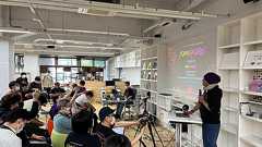 KeebKaigi 2023 レポート ~Rubyコミュニティと自作キーボードコミュニティのつながりから生まれたイベント | gihyo.jp