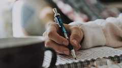 小学2年生の次女が、サクサク作文の宿題をこなせるようになった「技術」についての話。