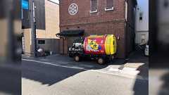 長野県でよく目撃される『危険物搬送車』がこちらです「ケース後ろのマークが吹き出し口に見えて恐怖を覚えた」