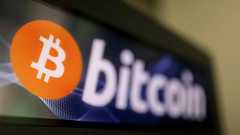 金融庁が暗号資産規制を点検へ、税制改正やETF承認に道開く可能性