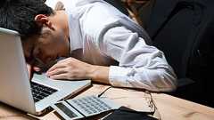 働き過ぎると仕事ができない人になる!?働くことと脳の意外な関係