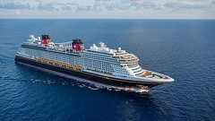 日本最大の客船!?「ディズニークルーズ」で東京が激変か “街まるごと”規模のフネがやってくる“意味” | 乗りものニュース