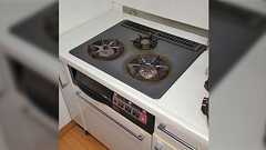 AVに登場したレアなビルトインコンロを特定したツイートに女優が「私見て!」しみけん、監督などスタッフ勢が反応する事態に