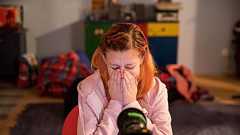 成人女性が未成年の設定でSNS投稿 子どもが直面する危険を映すドキュメンタリー「SNS 少女たちの10日間」予告編 : 映画ニュース - 映画.com