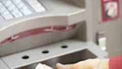 銀行ATMの手数料って一体なんのためにある? みずほ銀行に直撃してみた