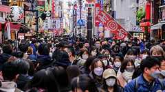 「韓国人も日本人も、規則が緩和されているのになぜマスクを外さない?」 | 米紙がアジアの「マスク文化」を解説