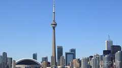 低予算旅行ならトロントへ、民泊料金が最も安い都市に