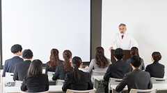 大学4年生の6割強が大学院進学希望、文部科学省調査