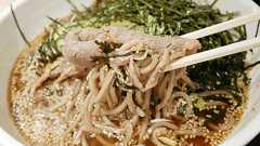 銀座駅直結・改札から10秒の大盛りそば屋「そば 俺のだし GINZA5」