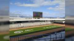 競馬場にやってきました、手持ちは210円でこれを380円にしないと帰れません→結果がこちら