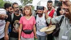 トゥンベリさんら乗せた支援船団、チュニジア到着 1000人以上が出迎え