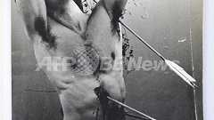 故・三島由紀夫氏の未発表写真や書簡、都内で競売に