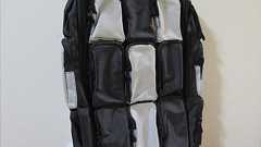 これはヤバい!?スマホやケータイを17+1台収納可能な「博士も喜ぶスマートリュック」を購入したので試してみた【レビュー】 : S-MAX