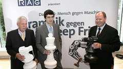 人間対コンピュータのチェス対決、初戦は引き分け