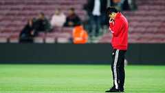 久保建英、初カンプノウの試合前。カメラマンが捉えた“一瞬の瞑想”。(中島大介)