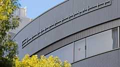 「旧ジャニーズカレンダー」2年ぶり発売…出版社をカネで懐柔する狡猾ビジネスが一気復活|日刊ゲンダイDIGITAL