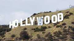 ハリウッドサインを「HOLLYBOOB(ハリおっぱい)」に変えようとした6人が逮捕