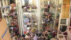 【朗報】東日本大震災でフィギュアケースがめちゃくちゃになった人が復活 : もみあげチャ〜シュ〜