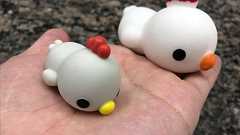 「著作権を侵害していることが明らかとなりました」 癒しアイテム「もにまるず」の作者がダイソーでの類似品の販売中止求めた問題、販売企画会社が謝罪し和解 | ねとらぼ