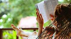 なぜ今「批評の仕方」なの? 本や映画に触れるときに意識したいこと【北村紗衣】|ウートピ