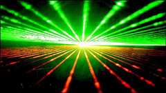 「機動戦士ガンダムに出てくるメガ粒子砲というビーム兵器のことについて質問します」の回答がすごい