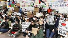 ガザ攻撃に学生ら抗議、渋谷 「今すぐ虐殺止めて」 | 共同通信