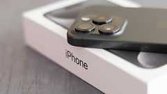 なぜ日本人は「10万円超え」でもiPhoneが大好きなのか…世界で圧倒的シェアを誇るAndroidとの決定的な差