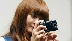 どう見ても「携帯電話付きデジカメ」、沈胴式レンズを搭載したNTTドコモの「L-03C」フォトレビュー