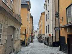 【おすすめ】失敗しない!海外旅行で現金・クレジットカード・パスポートを安全かつ取り出しやすく持ち運ぶ方法は?