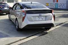 気がついてた? ガソリンスタンドの周囲に必ずある「お堀」の正体とは