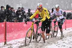 Visma-Lease a Bike Team's Belgian rider Wout van Aert (L) and Alpecin-Premier Tech Team's Dutch rider Mathieu van der Poel compete in the men's elite race of the Zilvermeercross cyclocross cycling event, stage 5 out of 7 in the Exact Cross competition, in Mol on January 2, 2026. (Photo by LUC CLAESSEN / Belga / AFP via Getty Images) / Belgium OUT