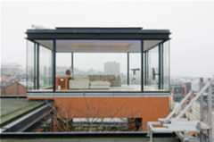 Flexform Groundpiece in Brussels home