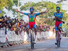 Merhawi Kudus wins the African Continental Championship alongside teammate Awet Aman