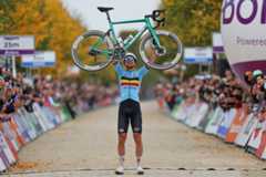 Florian Vermeersch wins elite men's world title at UCI Gravel World Championships 2025