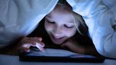 Kann ich mein Kind allein auf Roblox spielen lassen? - Andrey Popov / Panthermedia / IMAGO