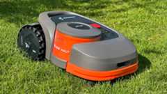 Kabellos durchs Gras - Matthias Kremp / DER SPIEGEL