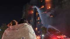 Wohnkomplex in Flammen: Mindestens 36 Menschen sterben bei Hochhausbrand in Hongkong - Tyrone Siu / REUTERS