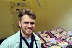 FAKING IT_EPISODE 1_MARKET - PRESS - 4 copy