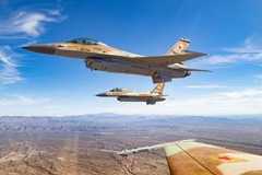 Top Aces F-16s over Arizona (Photo James DeBoer)