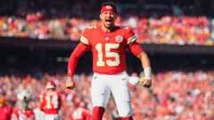 Wichtiger Overtime-Sieg gegen Indianpolis: Patrick Mahomes und die Kansas City Chiefs bleiben im Playoff-Rennen.