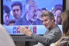 Feijóo sigue la evolución del escrutinio desde Madrid.