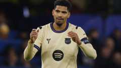 ¿Pero qué hiciste Ronald? El momento de la expulsión de Araujo frente al Chelsea