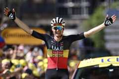 El ciclista belga Tim Wellens, del UAE Team Emirates, durante la etapa 15 del Tour de Francia que se ha disputado entre Muret y Carcassonne, Francia. EFE/EPA/MARTIN DIVISEK. tour francia 2025